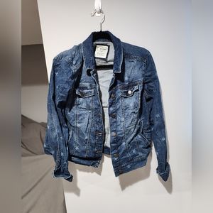 Super soft Jean jacket.